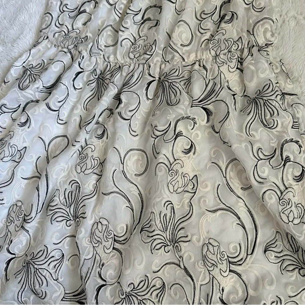 Alice + Olivia Janelle Embroidered Silk Dress | NWT - Image 3