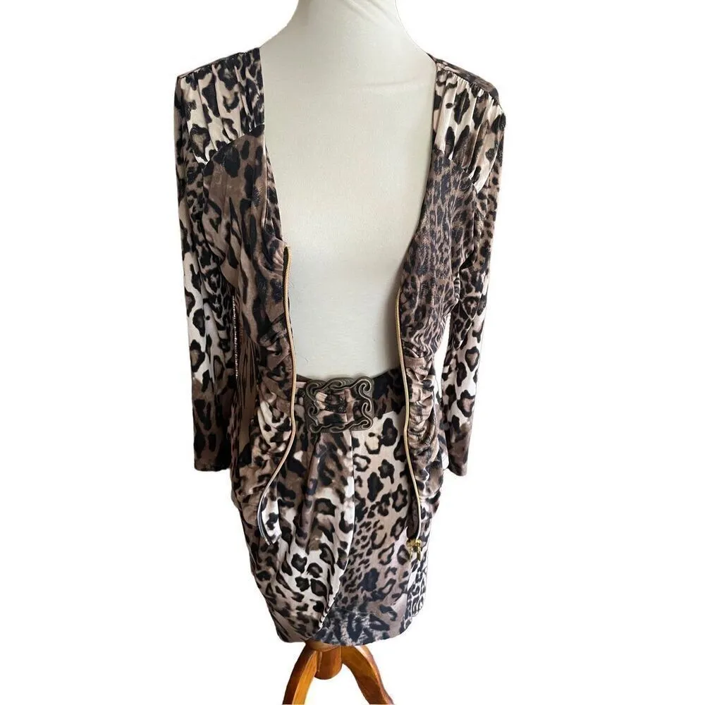 Chic Leopard Print Two - Image 11