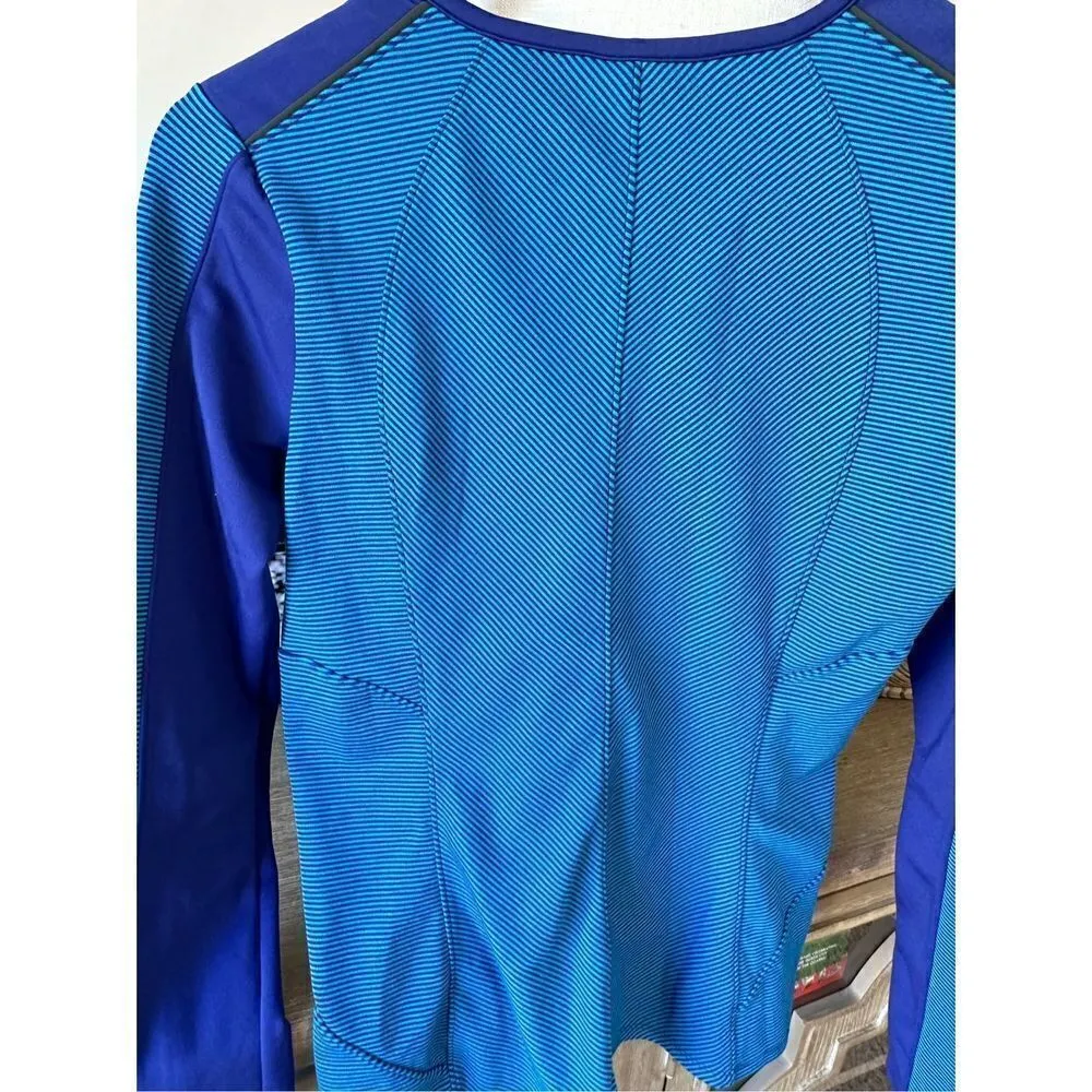 C02 Athleta Spotlight Womens Athletic Top Size Small Blue Stripe Stretch - Image 11