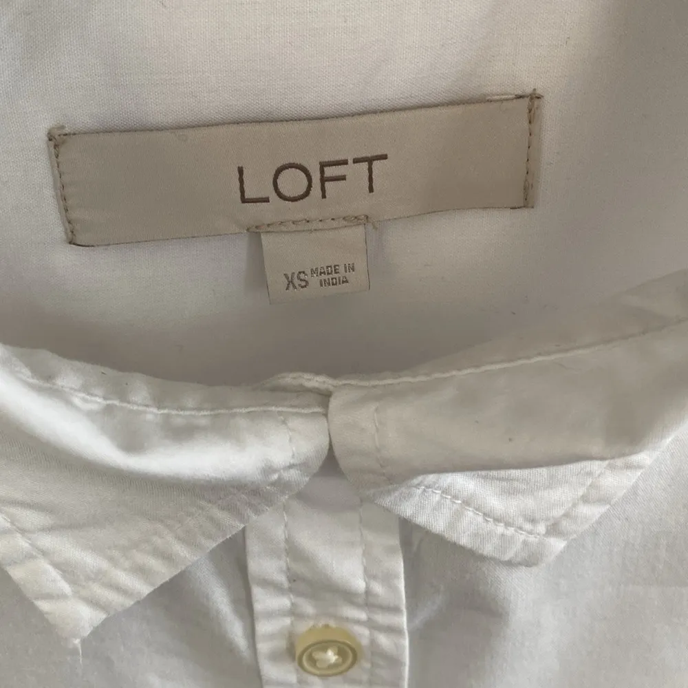 Loft white Button Down Blouse/shirt size XS - Image 8