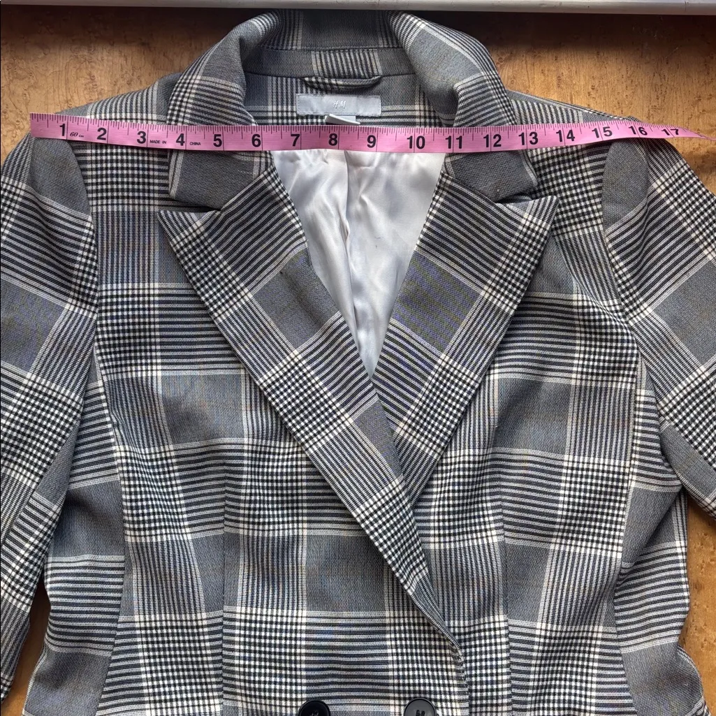 H&M size 10 women’s blazer - Image 6