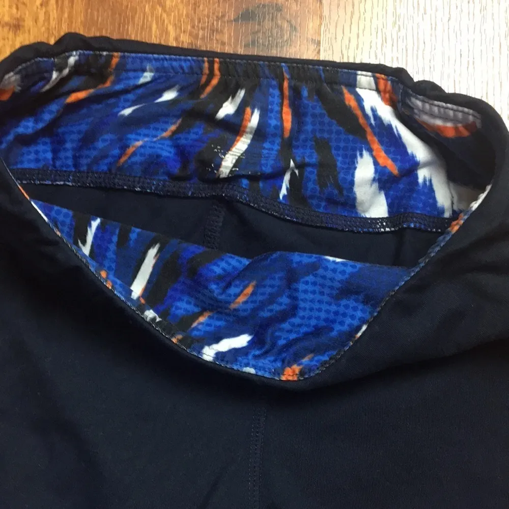 MESH DETAIL ATHLETIC CROP LEGGINGS - Image 2