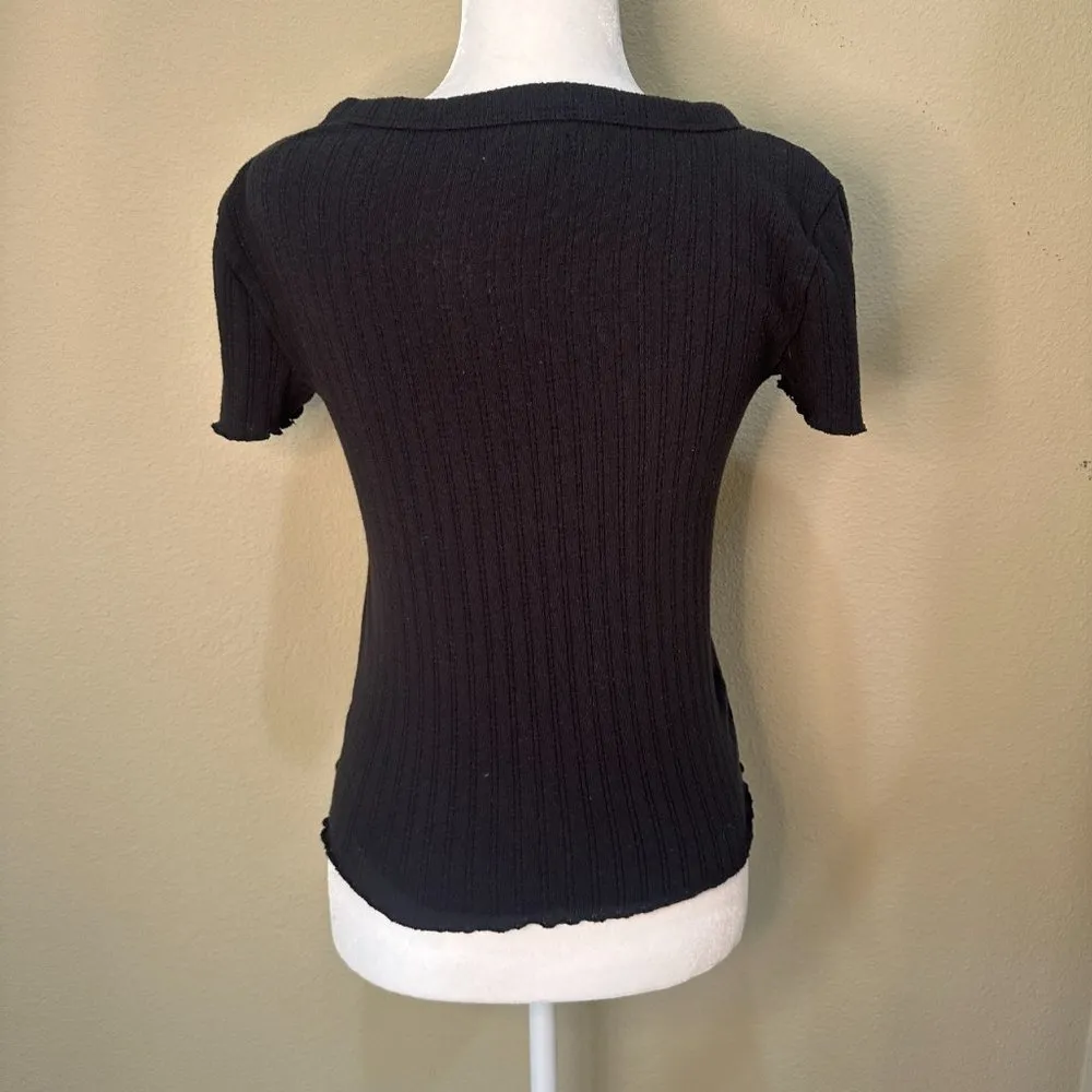 AMERICAN EAGLE Rib Knit Henley Button Top T Shirt - size small - Image 5