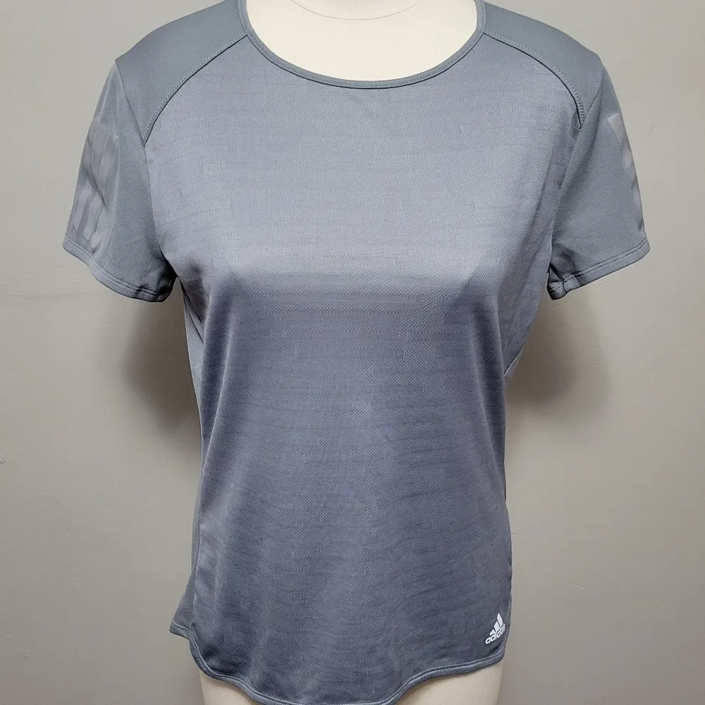 Adidas Response gray short sleeve running tee size medium - Image 3