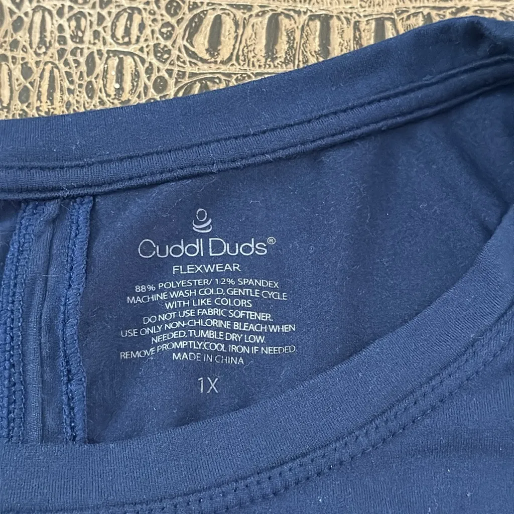 Cuddl Duds Flexwear Navy Blue Short Sleeve Top Women’s 1X - Image 2