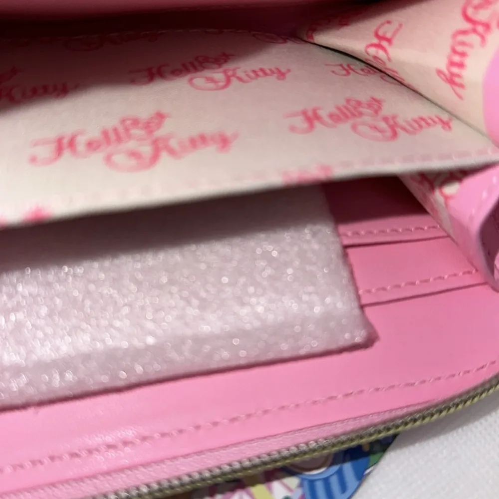 Hello Kitty Wristlet Wallet Sanrio - Image 6