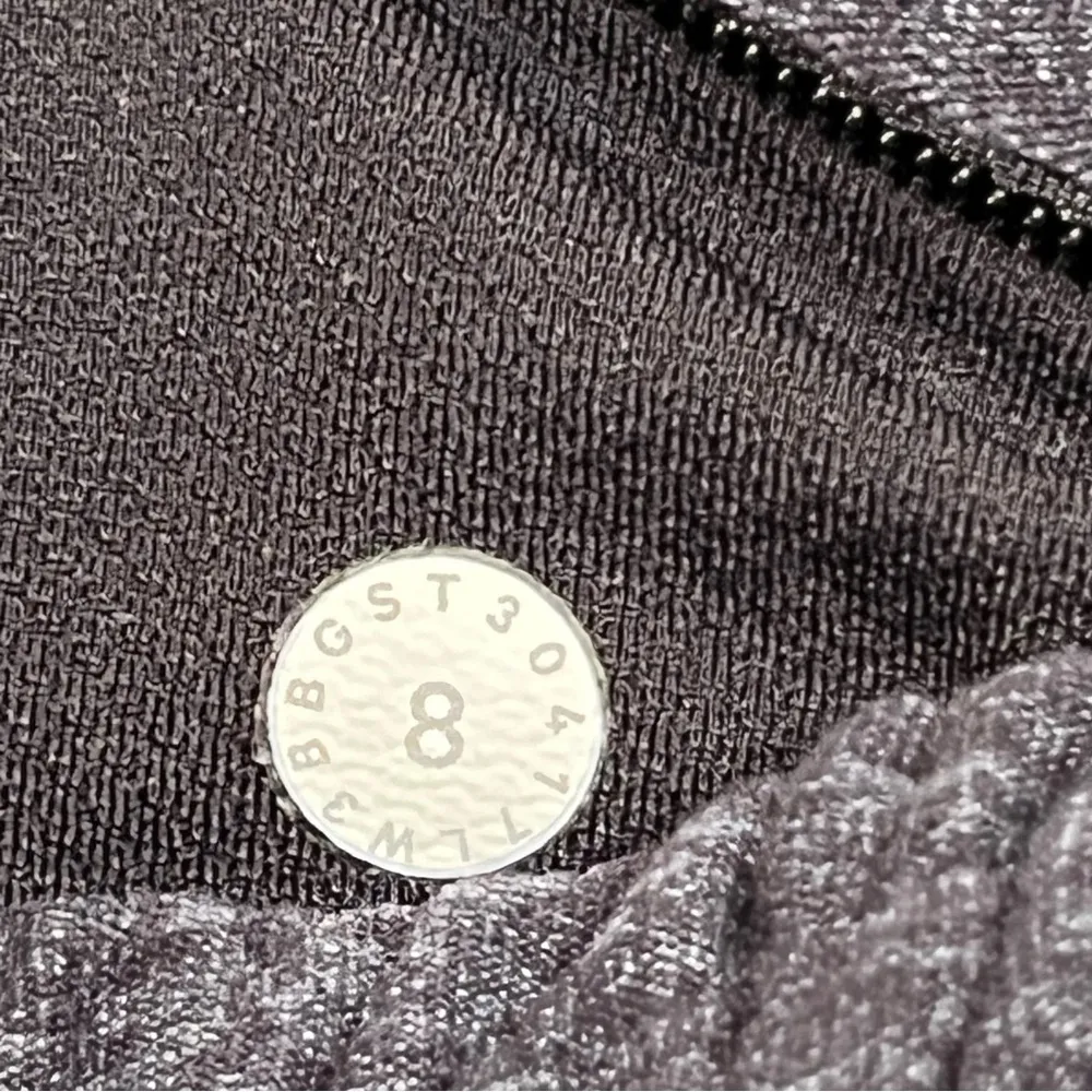 Lululemon Dark Cast Black Lead The Pack Hoodie size 8 style #W3BBGS - Image 11