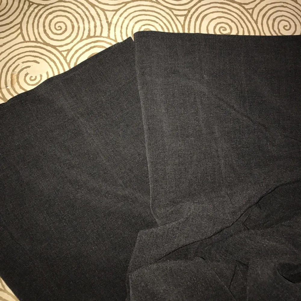 The Limited Pants Drew Fit Grey Gray Slacks Sz 10 EUC Professional Slight Flare - Image 7