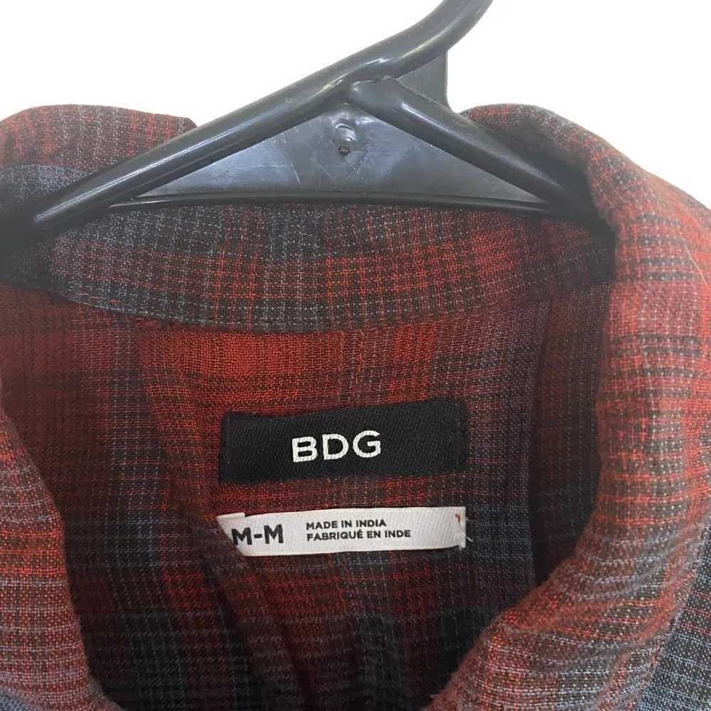 BDG plaid long button down  red blue medium long sleeve - Image 3