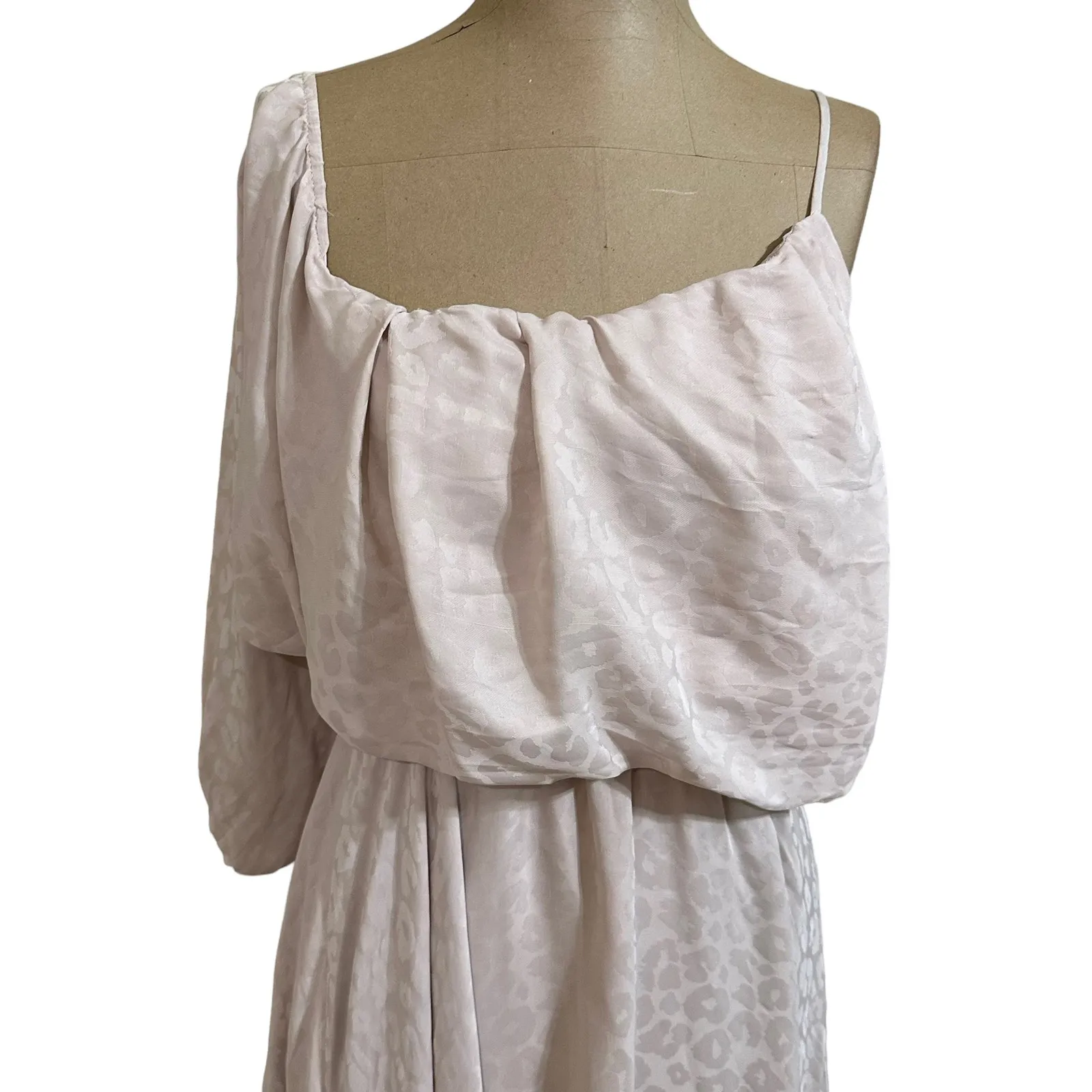 New Show Me Your Mumu Midi Dress - Image 5