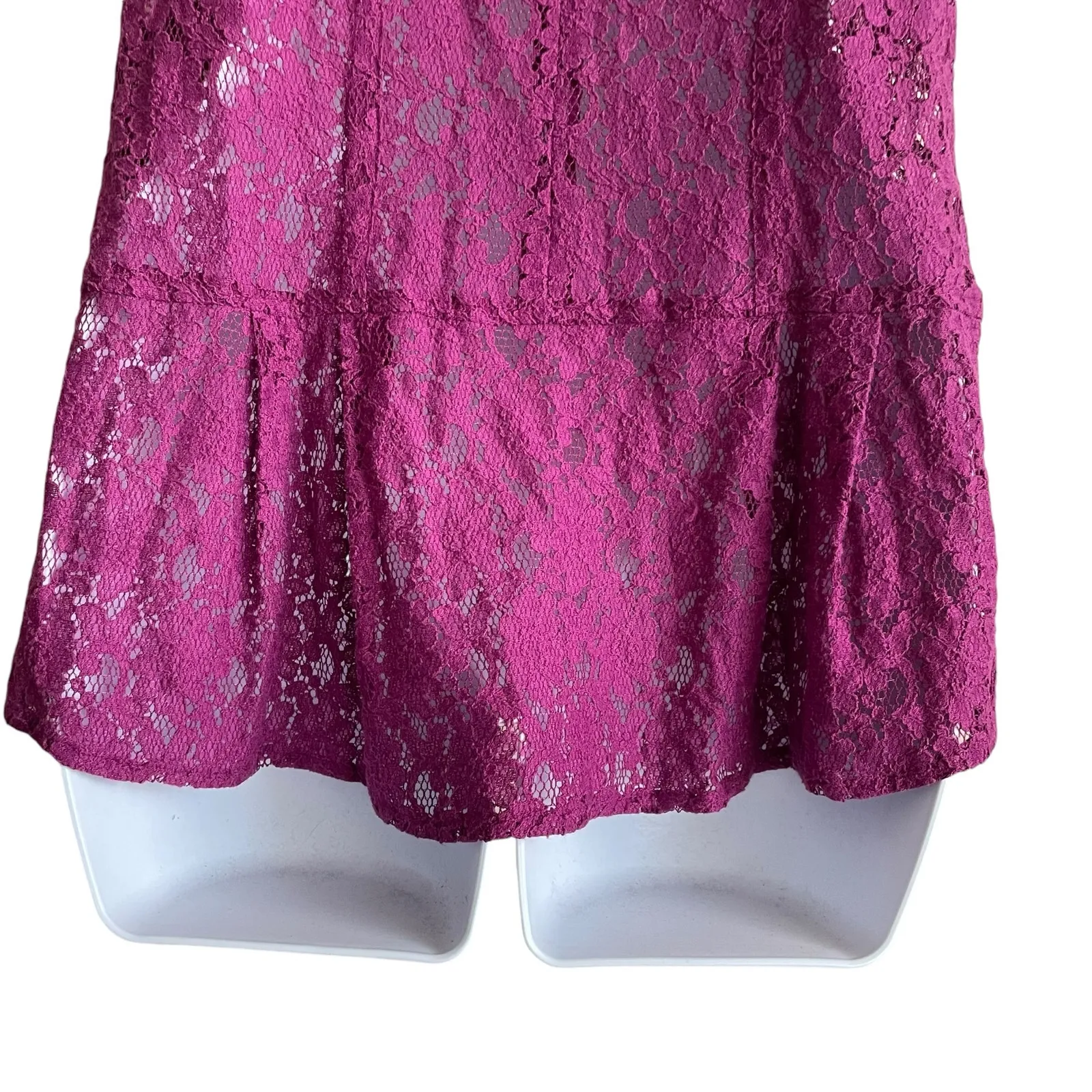 CAbI Women Sleeveless Top With Cami Lining S Lacey Coquette‎ Fairy Cottagecore - Image 7