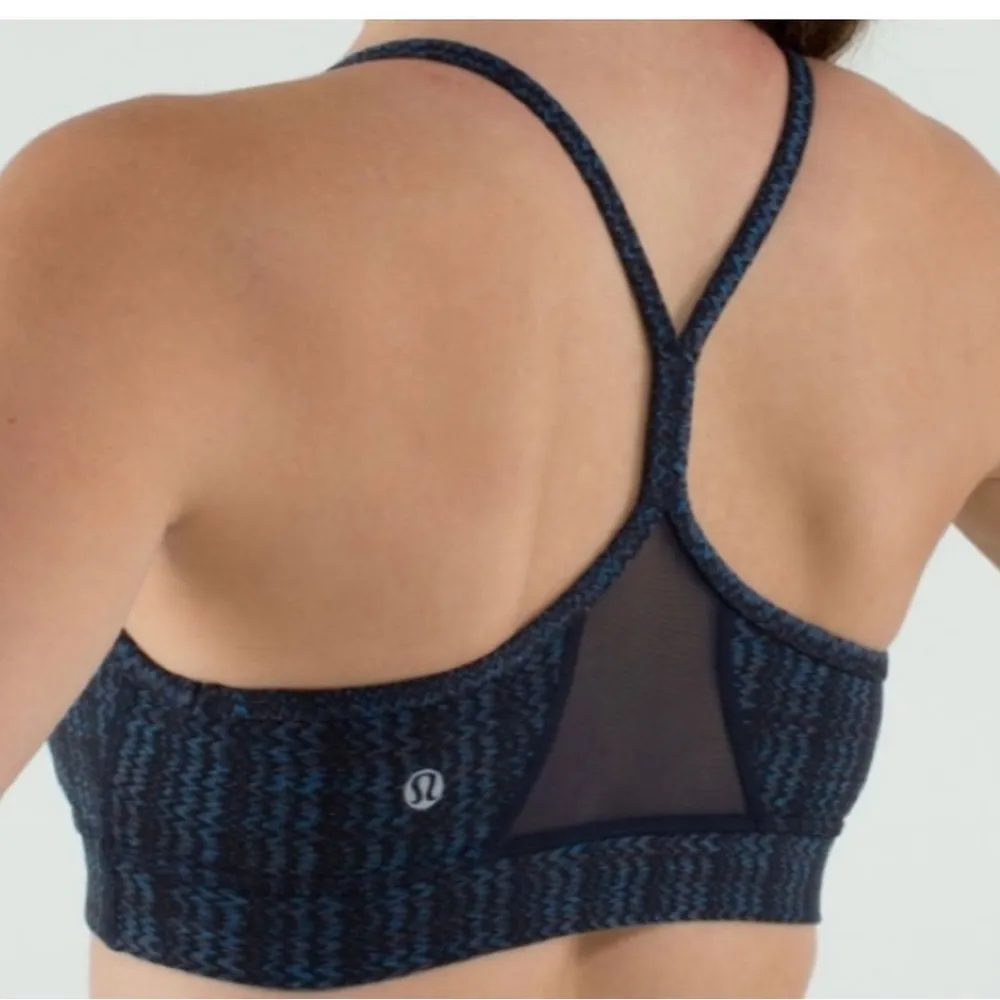 lululemon flow y blue printed mesh back sports bra - Image 4