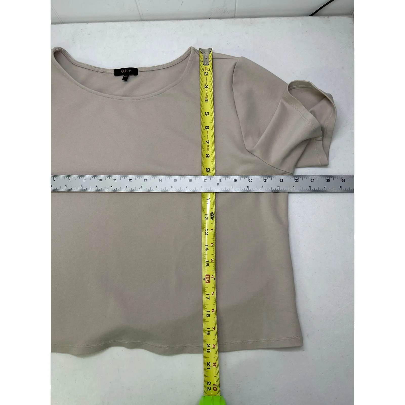 Quince Ultra-Stretch Ponte Short Sleeve Top In Ecru. Size XL - Image 4