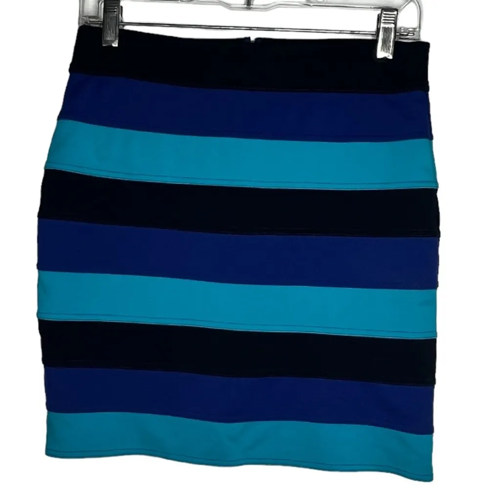 Lilly Pulitzer‎ Mini Skirt - Image 2