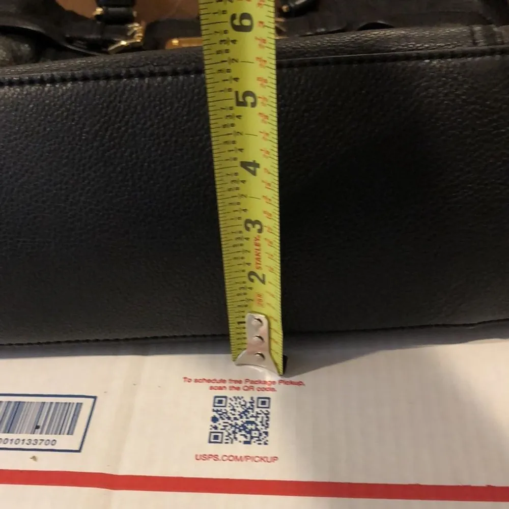 MICHAEL KORS Gansevoort Black Tumbled Leather Shoulder Bag Crossbody Totei - Image 7