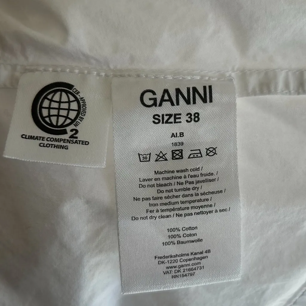 Ganni Poplin White Pintucked Ruffle Back Button Up Top Sleeveless Sz 38/6 - Image 7