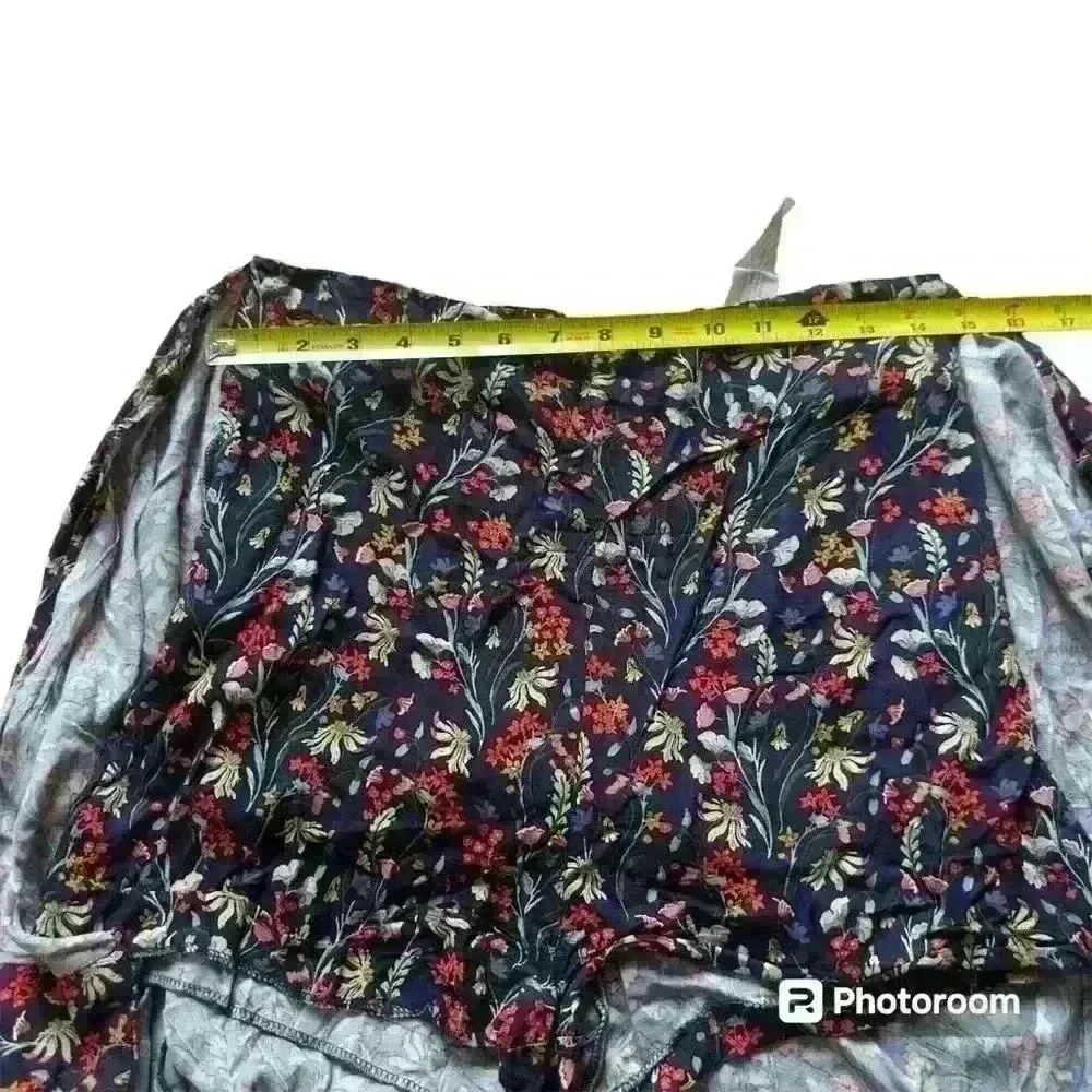 Zara Skort Skirt Short Front Knot Skirt Floral Knee Open Front Women's M Floral - Image 9