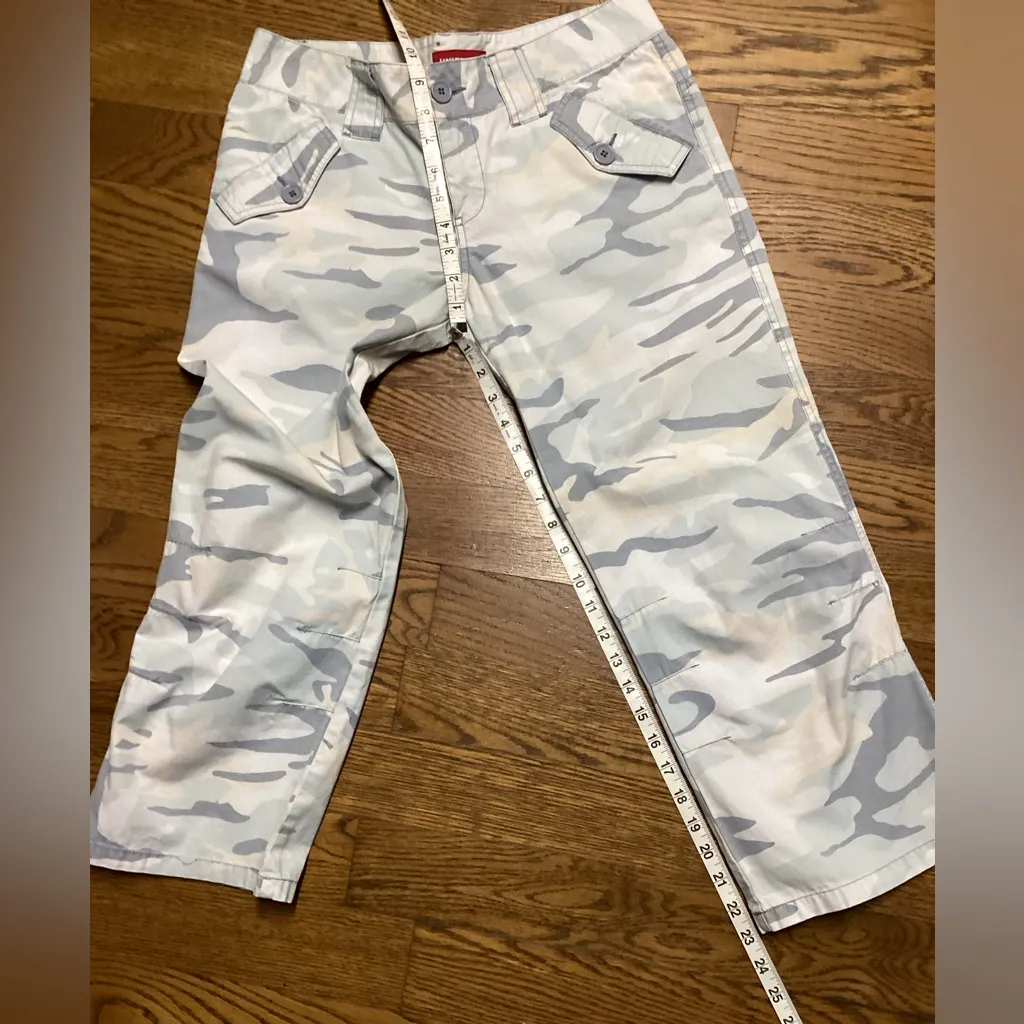Unionbay Y2K. Light camo cropped pants. Size 9 - Image 7