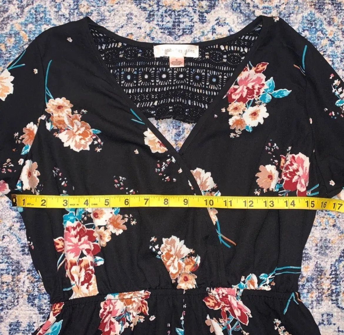 boho floral romper size M - Image 7