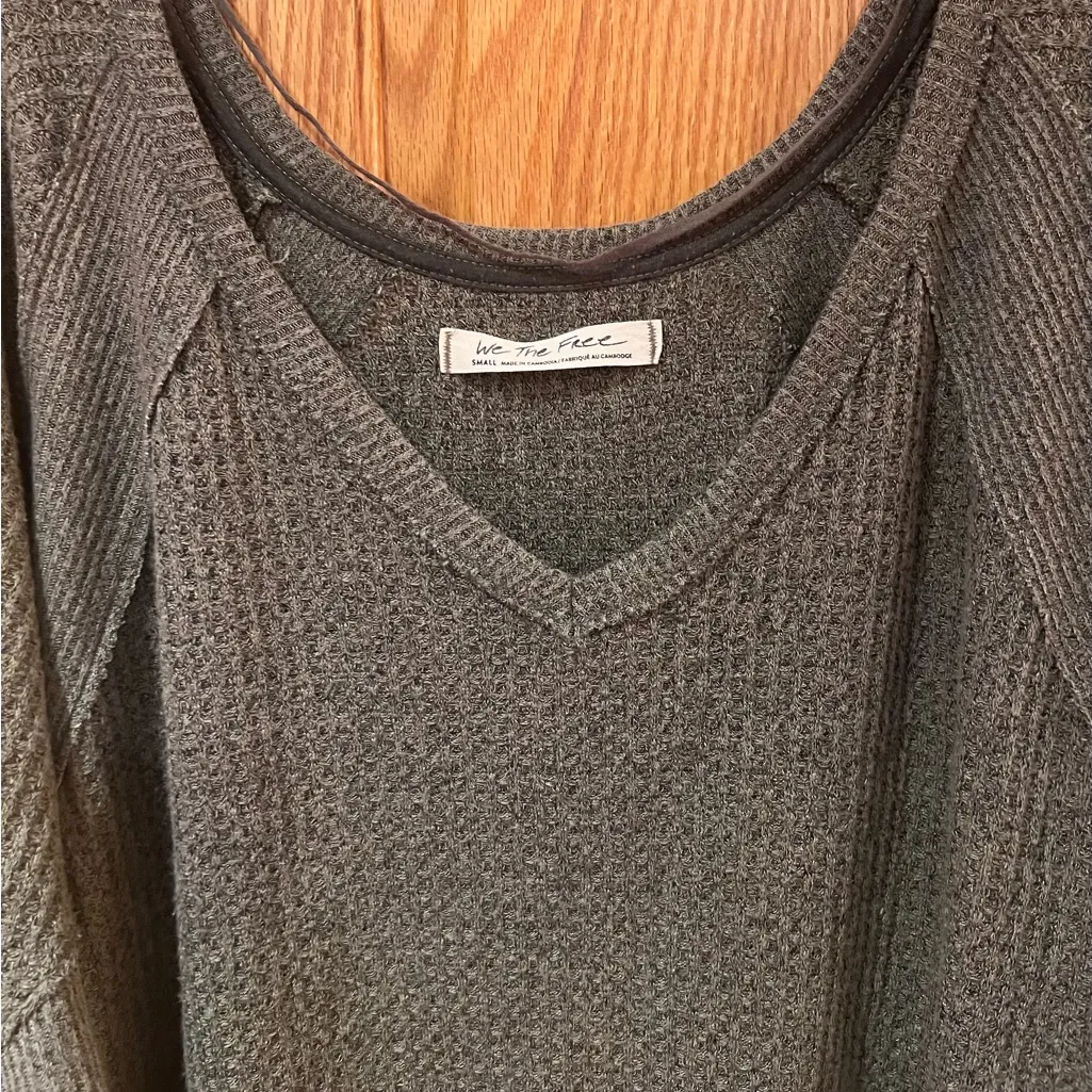 We the Free Santa Clara Ribbed Thermal Top Dolman Sleeves in‎ Ferngully Small - Image 8