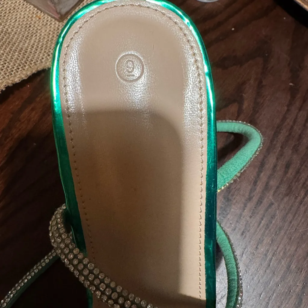 Elegant Green and Silver Strappy Heels Size 9 - Image 7