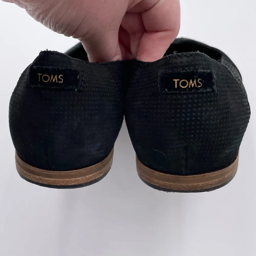 Toms Julie Ballet Flats Black Perforated Suede Women's Size 7.5 Style 10015151 - Image 9