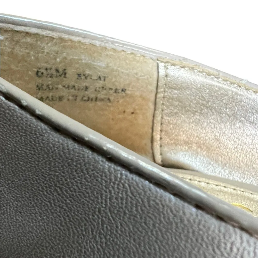 Sam & Libby Taupe Faux Leather 3D Flower Applique Peep Toe Heeled Pumps Sz 6.5M - Image 7