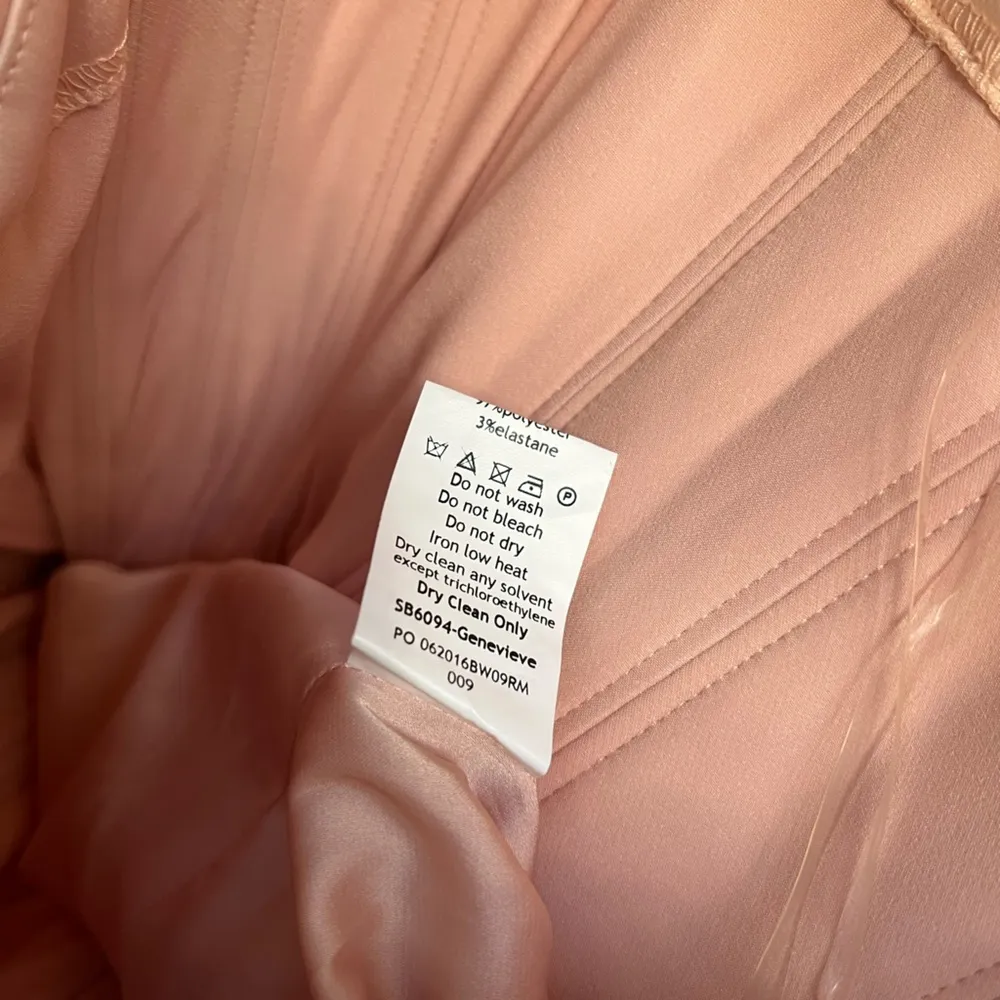 HOUSE OF CB 'Genevieve' Blush Satin Off Shoulder Gown - Image 9