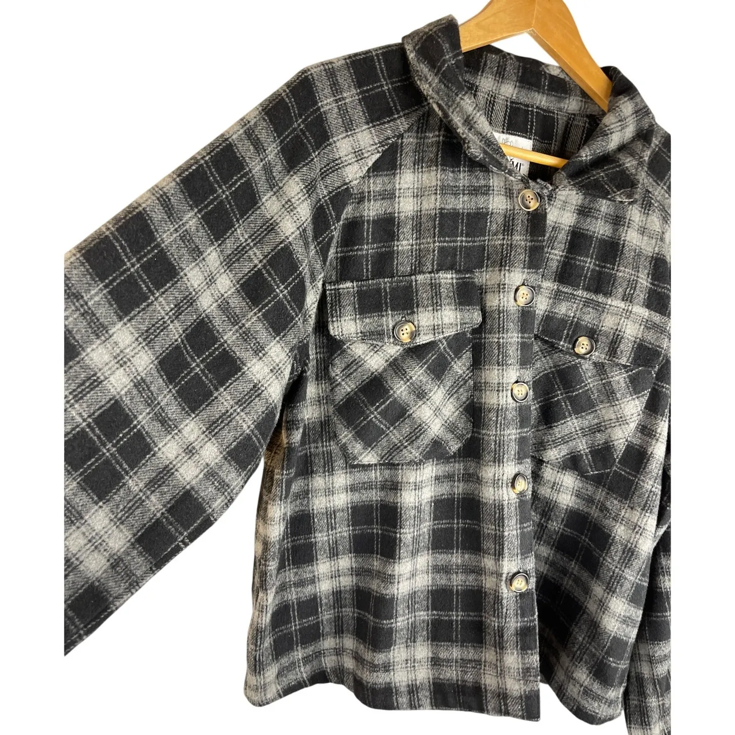 YMI Cropped Boxy Fit Front Button Plaid Wool Blend Shacket Black & Gray Size XL‎ - Image 7