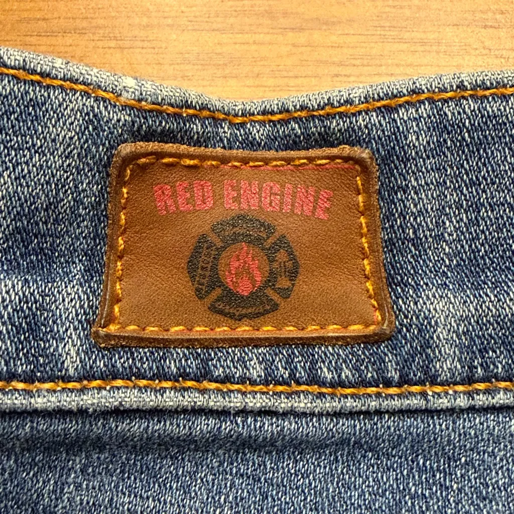 Red Engine Scarlett Blue Jeans size 27 - Image 8