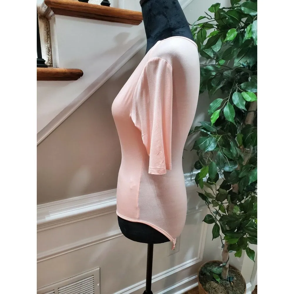 Black / Bead Women's Solid Pink Rayon V-Neck Sleeveless Caual Top Size Small - Image 6