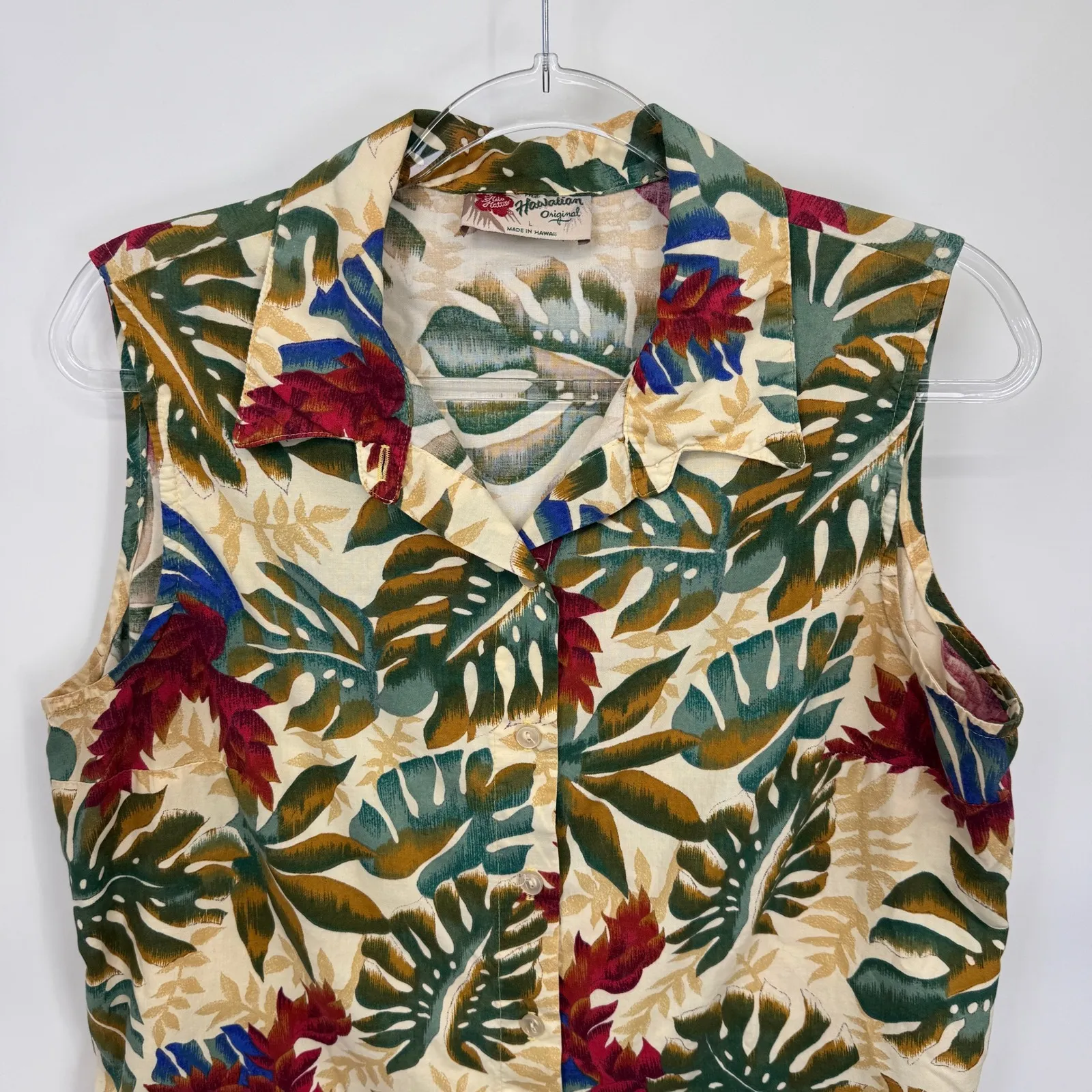 Hilo Hattie Hawaiian Sleeveless‎ Button Front Tropical Floral Print Top Size L Tan Size L - Image 2