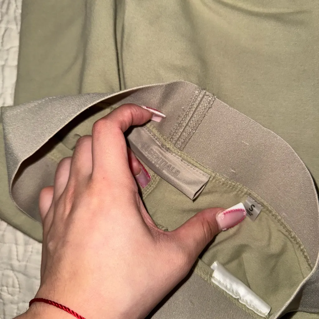 Essentials Fear Of God Leggings Size Small Army Green NWOT - Image 4