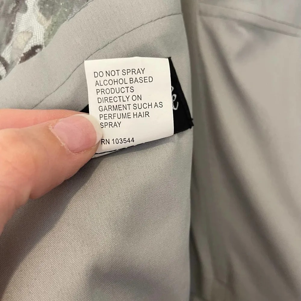 NWT La Femme Floral Embroidered & Beaded Tulle Ballgown Evening Dress Size 4 - Image 12