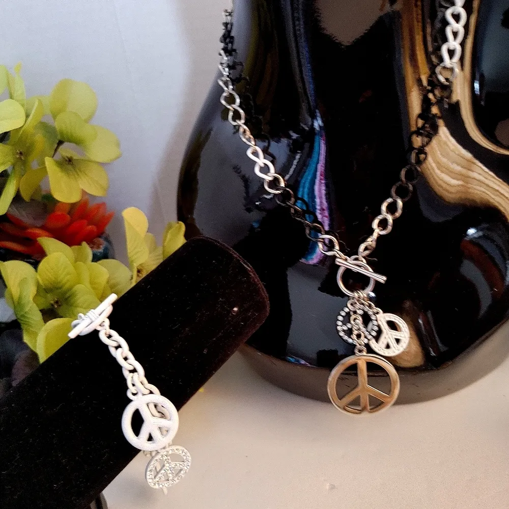 Toggle Clasp Peace Sign Necklace Bracelet Set Silver - Image 2
