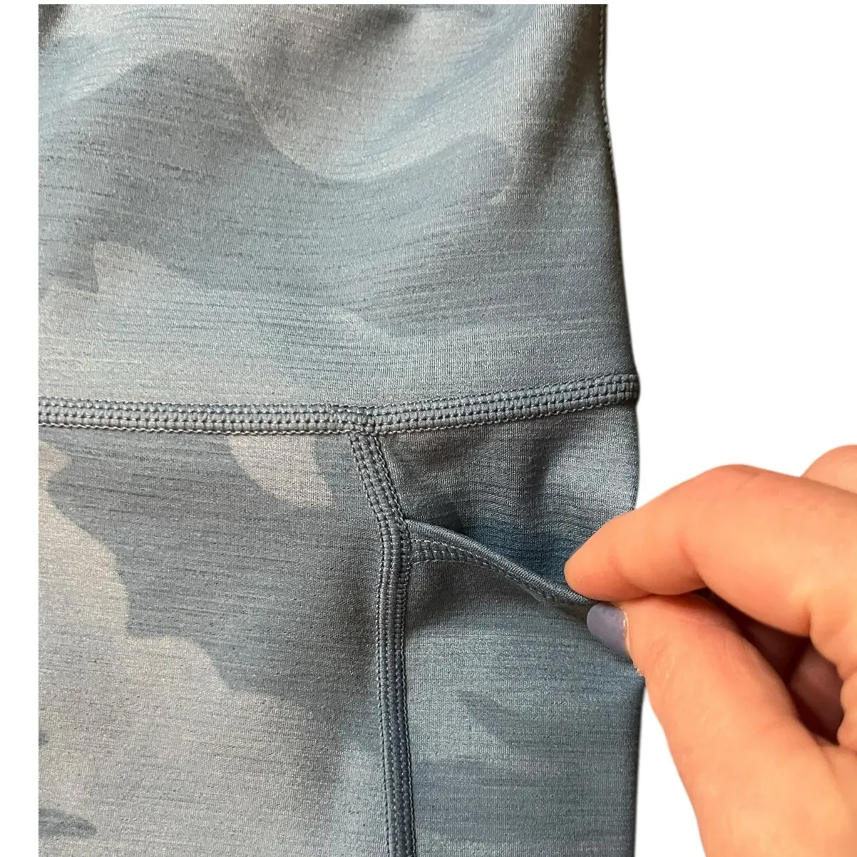 Sweaty Betty The Super Sculpt Sustainable 7/8 Leggings Blue Camo Women's Size M - Image 5