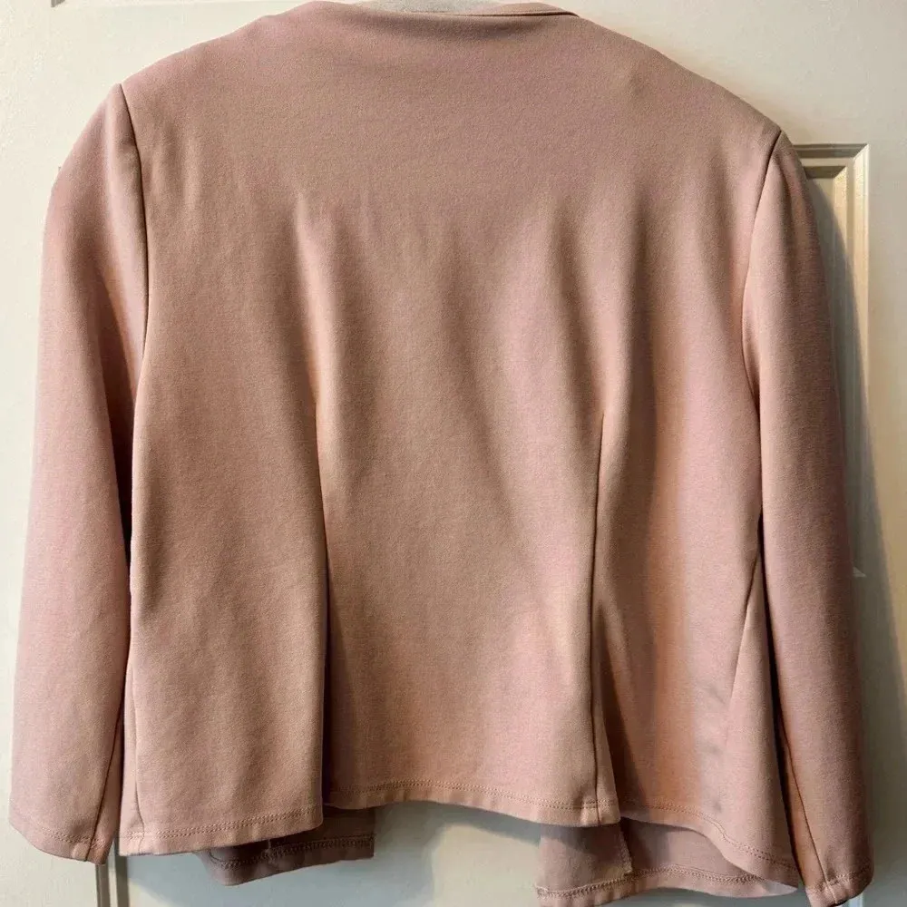 Philosophy Baby Pink Blazer Size Medium - Image 3
