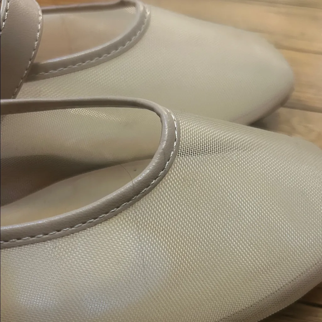 Women’s Beige Mesh Ballet Flats Size 8 - Image 3