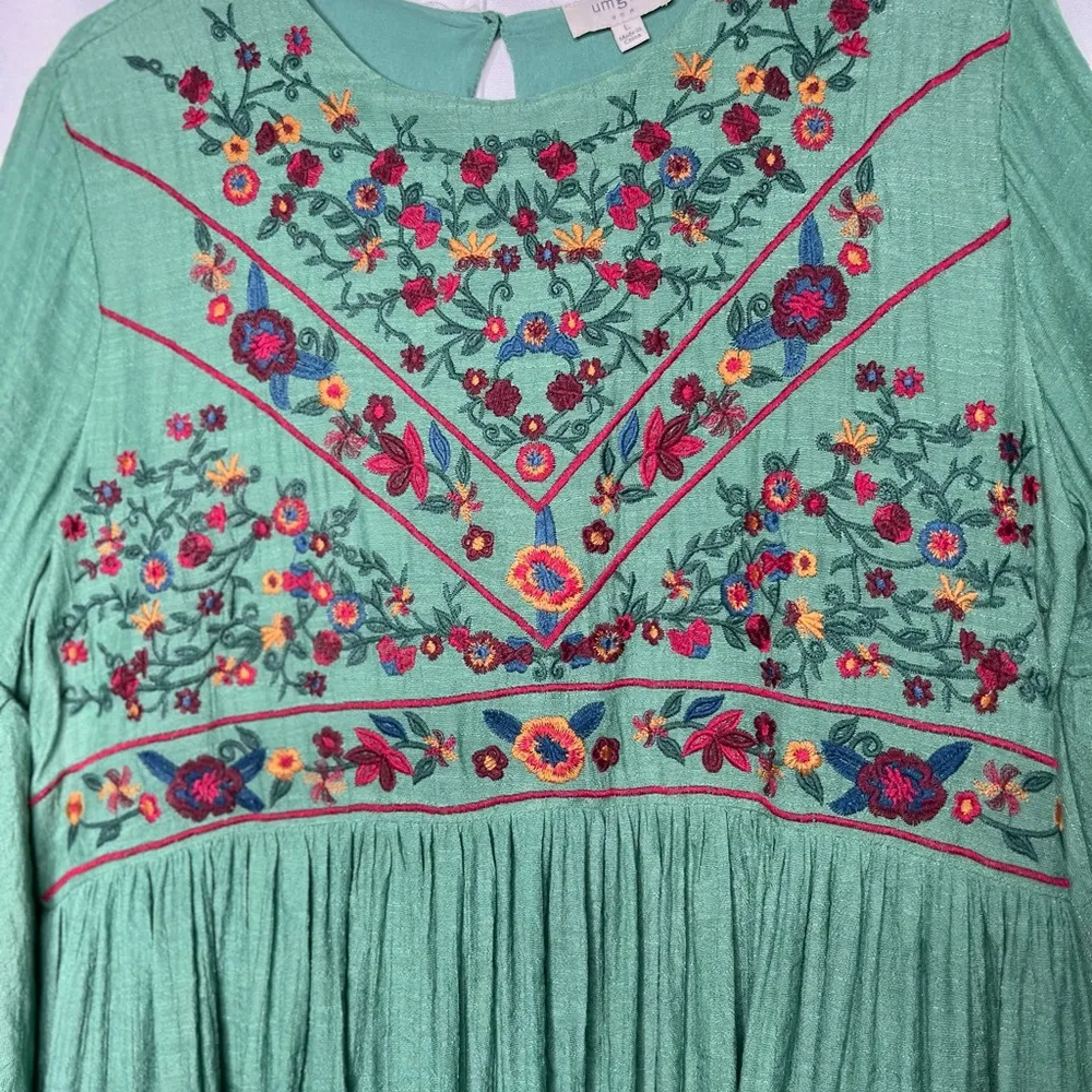 Umgee Bohemian Green Embroidered Bell Sleeves Mini Dress Size Large - Image 11