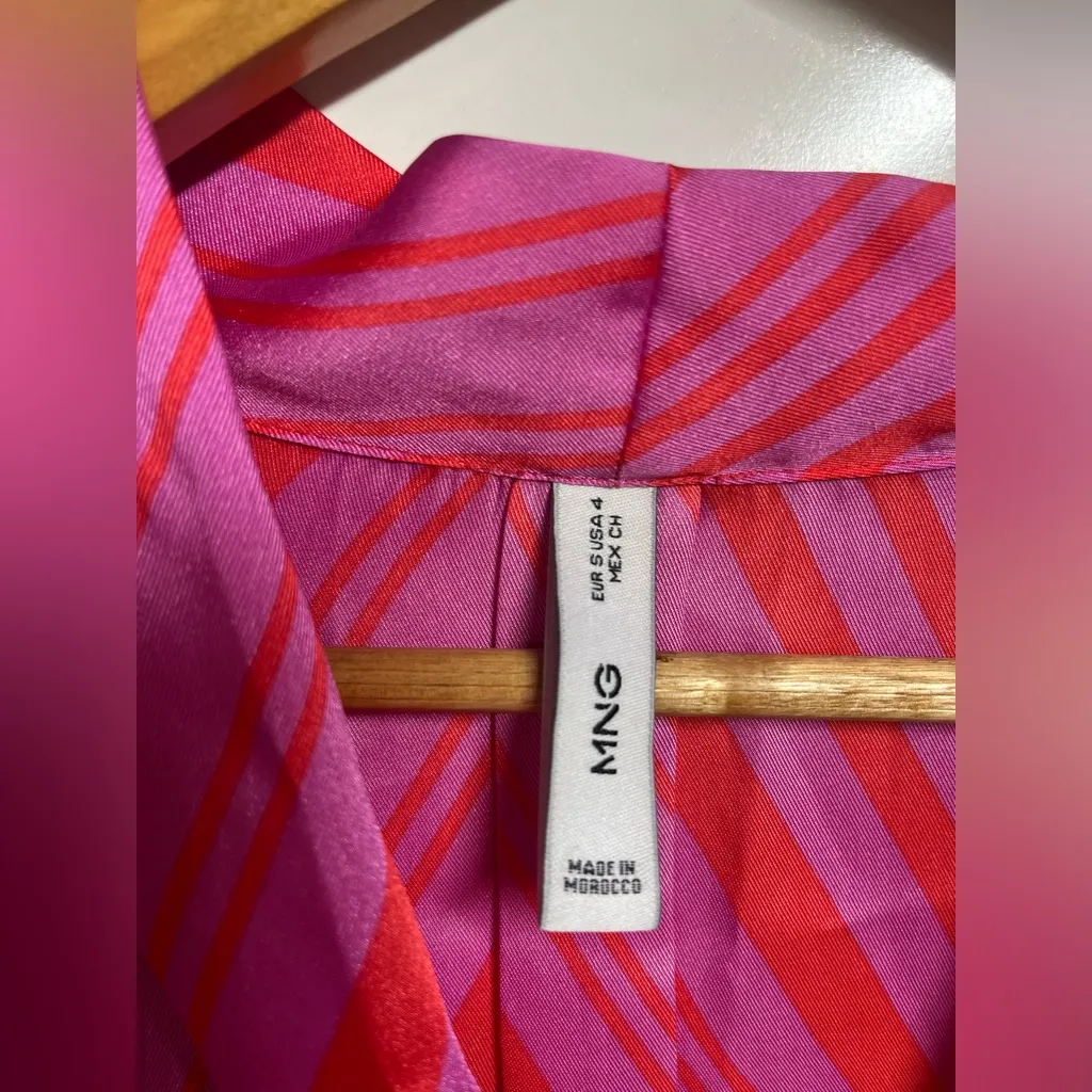 NEW Mango MNG SATIN PRINT BLOUSE size 4 women’s top shirt vneck pink red - Image 7