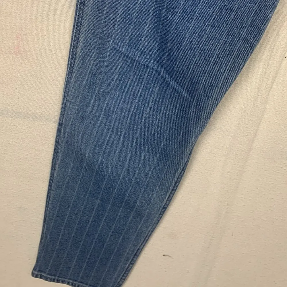 Hollister women's 30 ultra high rise mom jean pin stripe denim casual 11 juniors - Image 6