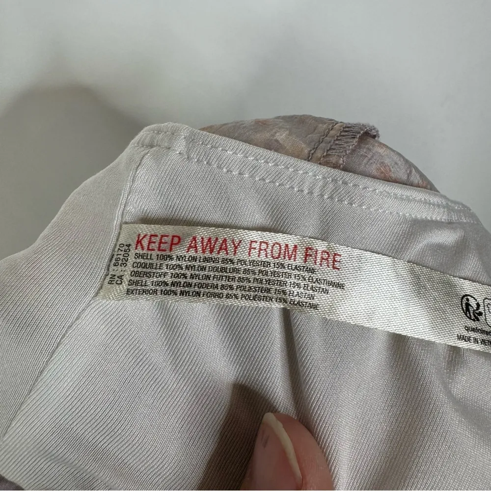 Free People Floral Athletic Shorts with Relaxed Fit Size Small - Image 5