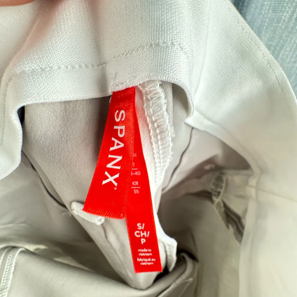 Spanx Women's On-the-Go Kick Flare Pant Classic White Size Small 20373R Like New - Image 11