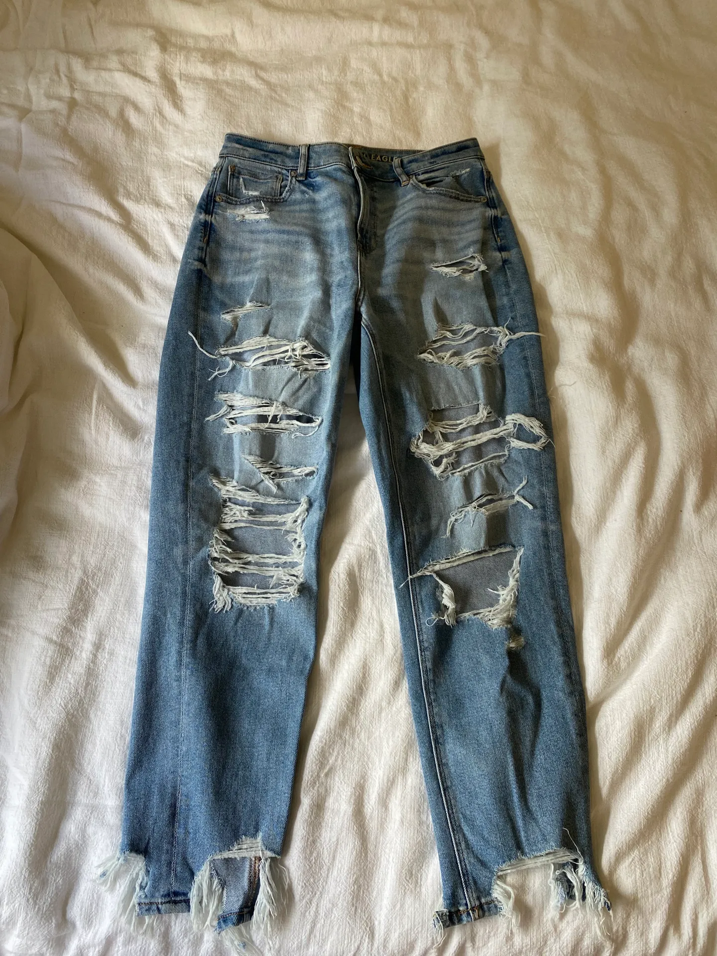 American Eagle Outfitters Mom Jeans - Image 2