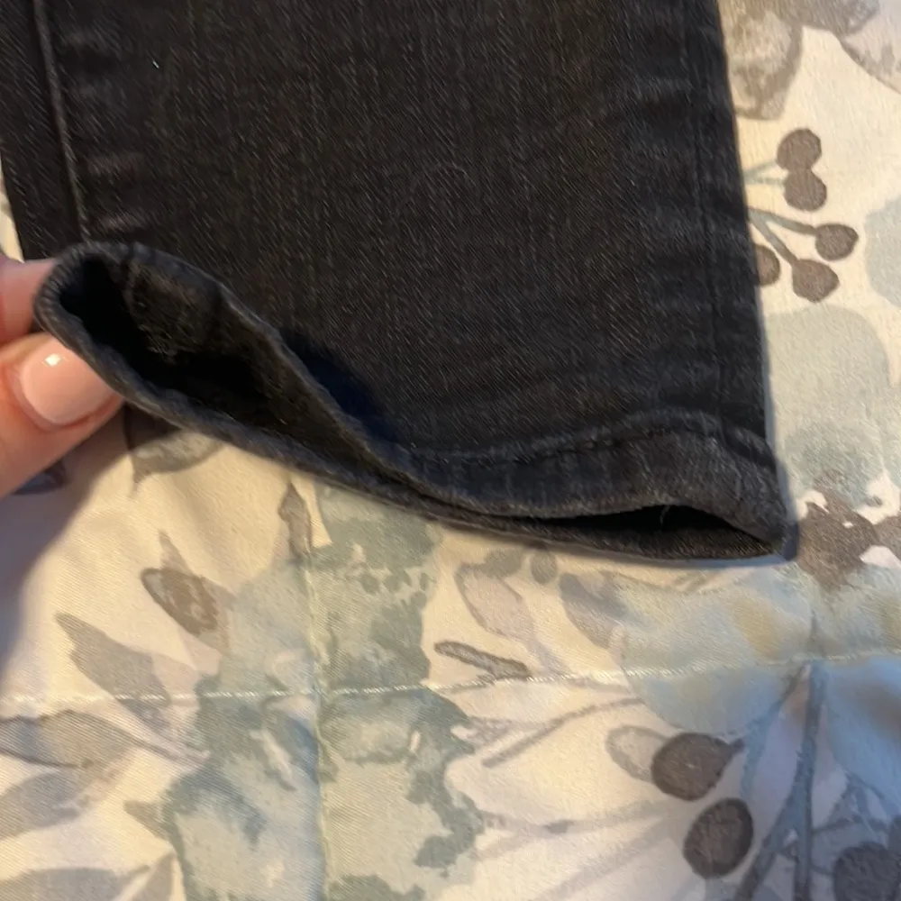 America Eagle Next Level Stretch Black Distressed Jeans Size 2 - Image 4