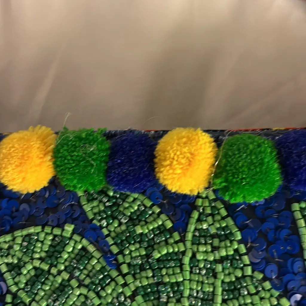 GIACOMO CINQUE FOR ANTICA SARTORIA
BLUE SEQUINS YELLOW GREEN BEADED CLUTCH ITALY Blue - Image 12