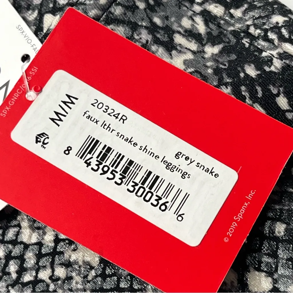 SPANX Faux Leather Snake Shine Leggings Womens Size Medium Grey Gray Stretch NEW - Image 4