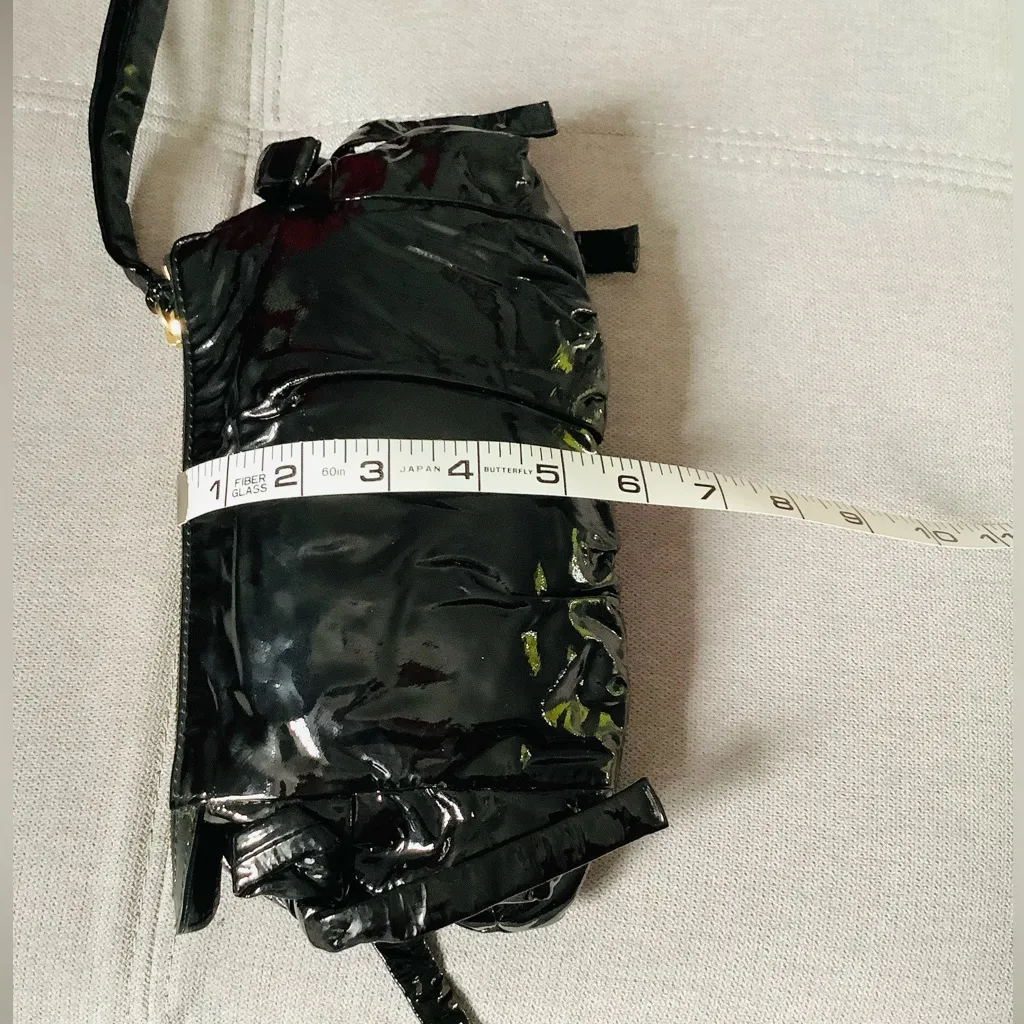 Very dressy GUCCI GO OUT clutch/ bag 🔥🔥🔥 - Image 9