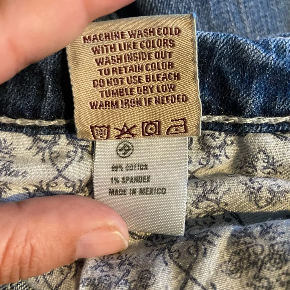 Big Star Casey K low rise bootcut size 27 jeans. - Image 6