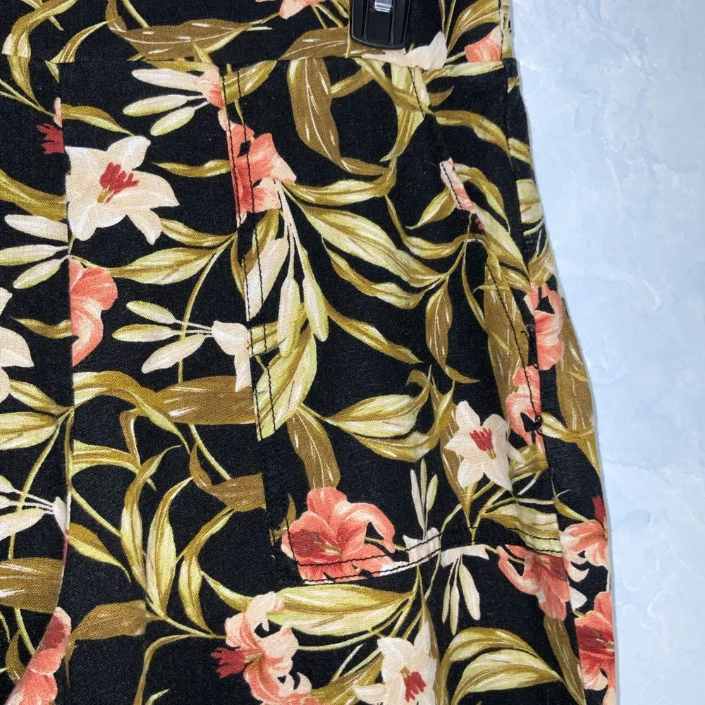 Kensie Linen Blend Black Floral High Waist Wide-Leg Cropped Pants Pockets Medium - Image 7